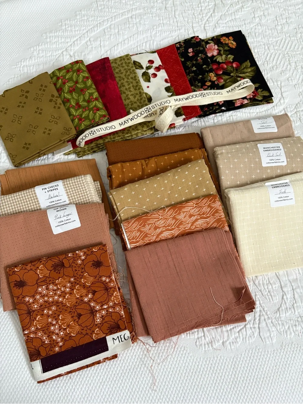 Designer fabric bundle fat quarters Maywood studios 100% cotton quilting lot 20
